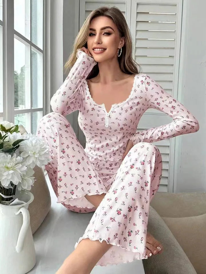 Sleepwear Women Floral Print Lettuce Trim Top with Long Pant Lovely Loungewear Full Sleeve Nightwear Spring Autumn Pajamas Set